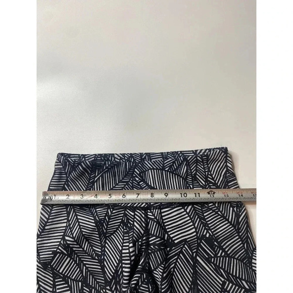 Lululemon Wunder Under Pant *Full-On Luon Banana Leaf White Black Women’s Size 6 - Picture 4 of 9